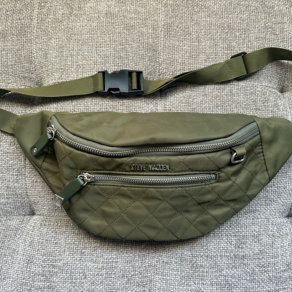 Steve Madden Fanny Pack